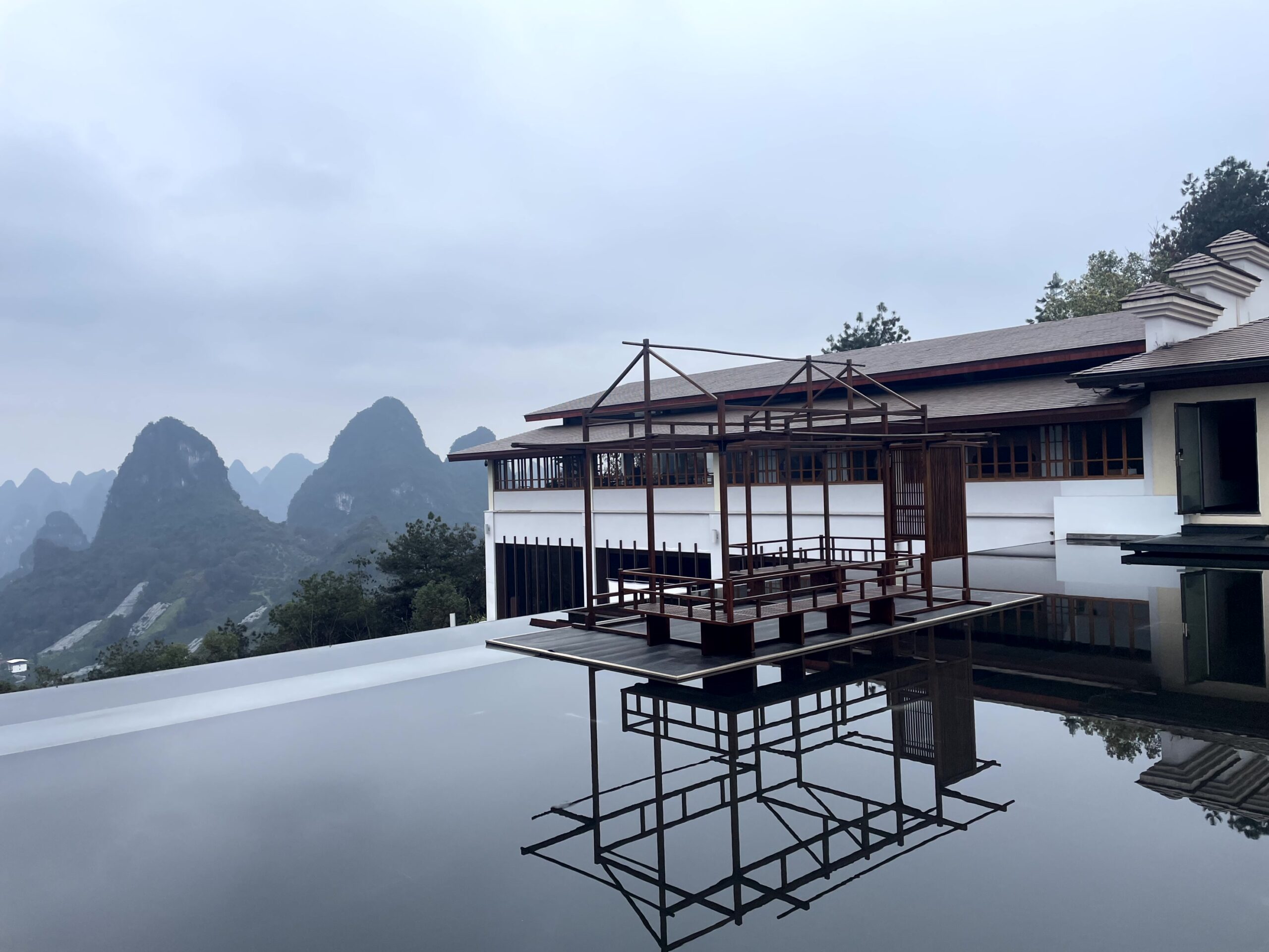 老彼得回家过年记